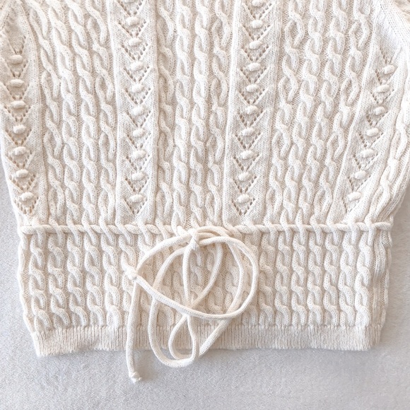 Cream Cable knit Balloon sleeve Sweater - Picture 4 of 10